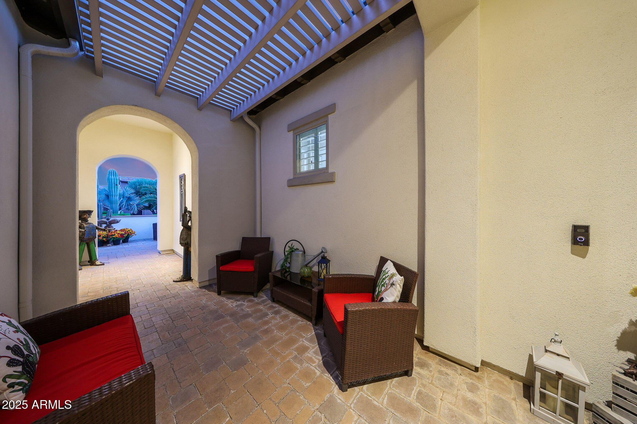 12920 West Roy Rogers Road Peoria, AZ 85383 - Photo 70 of 85 a living room with furniture