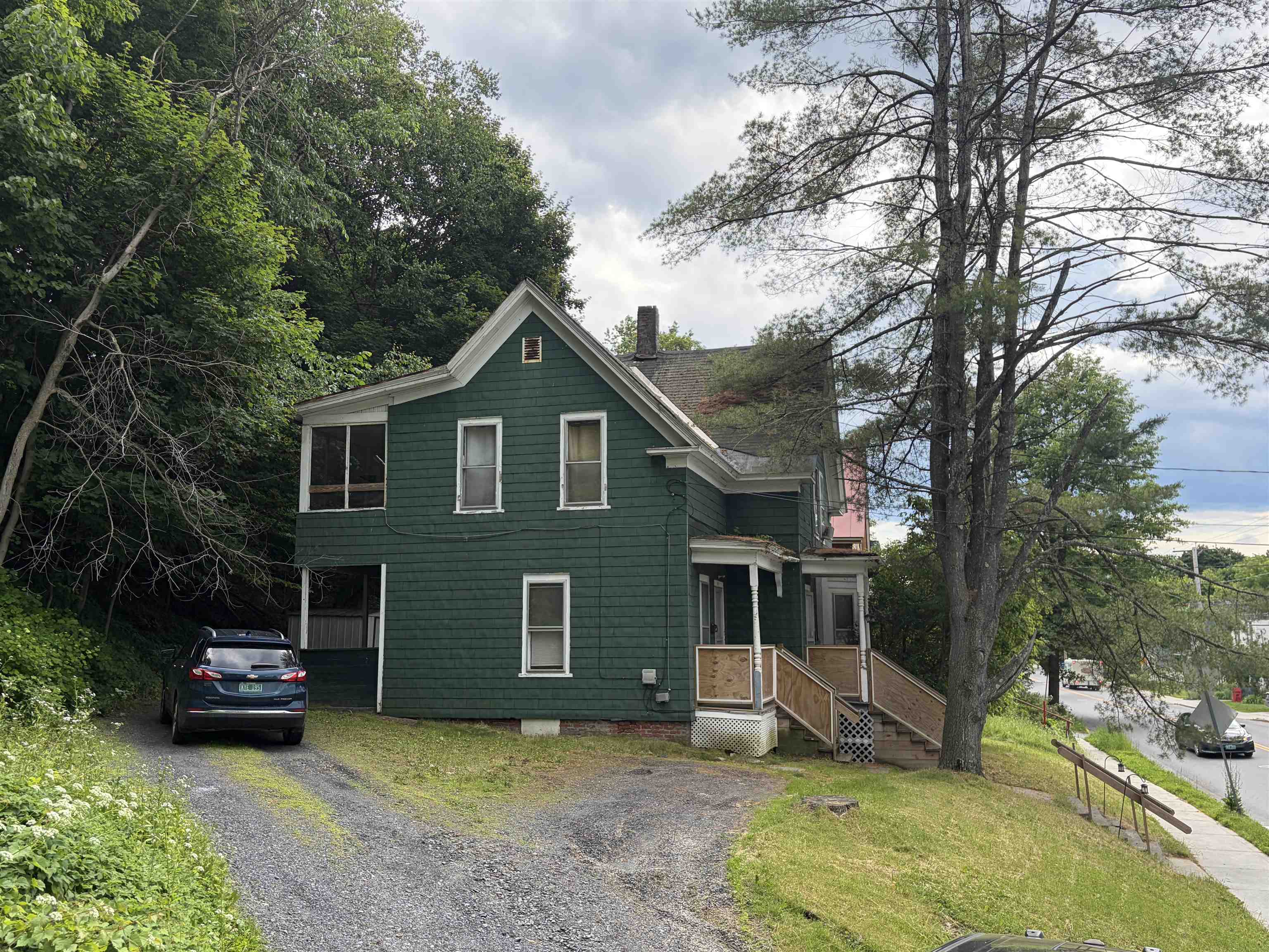 83 Merchant Street Barre, VT 05641 - Photo 1 of 38