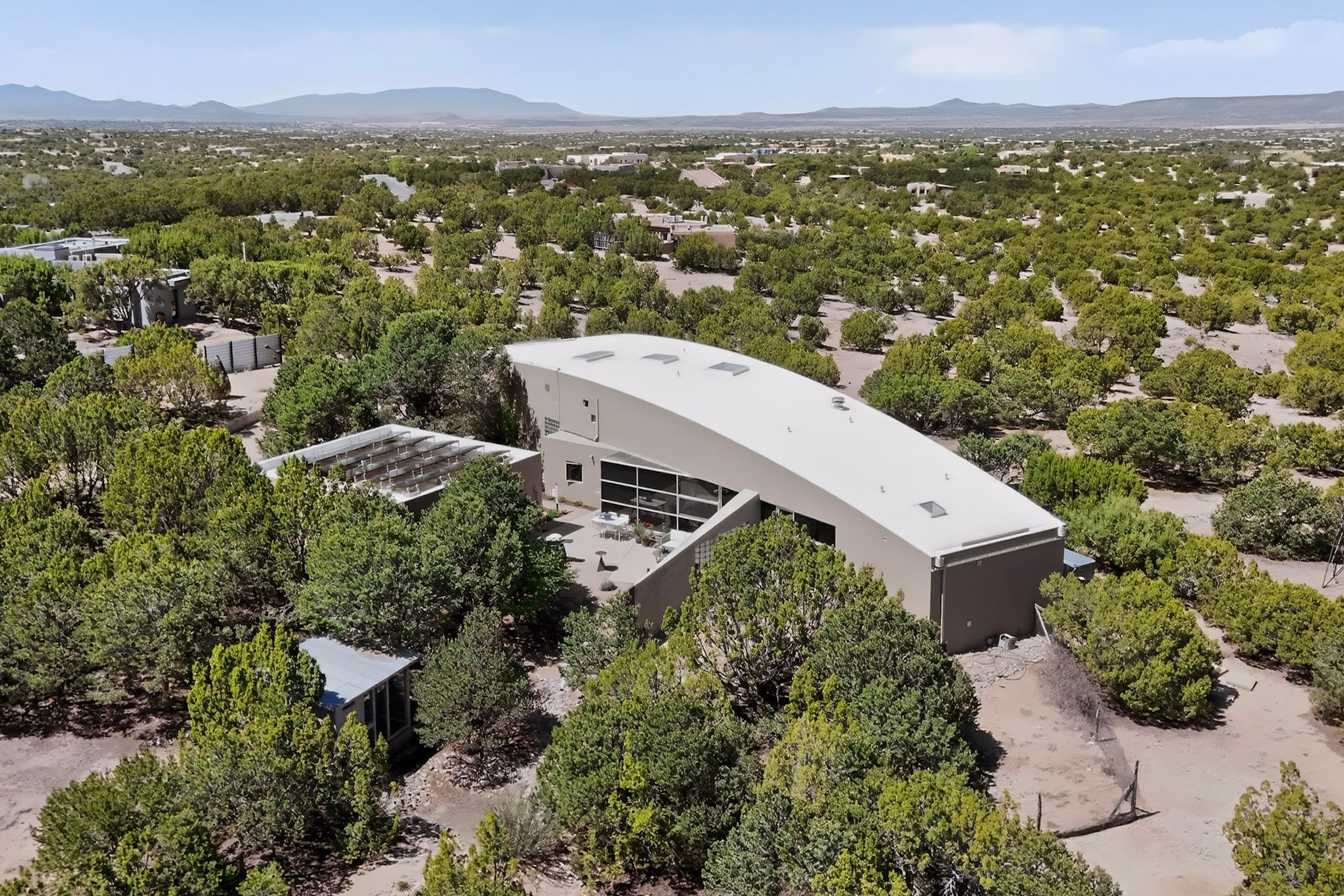 4 Vallecito Road Santa Fe, NM 87506 - Photo 7 of 65