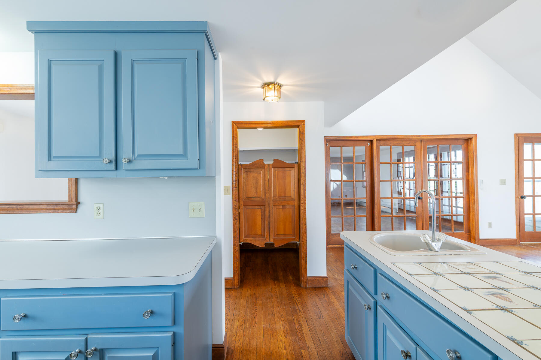 72 Loop Road Falmouth, MA 02540 - Photo 20 of 55 72 Loop Rd-317