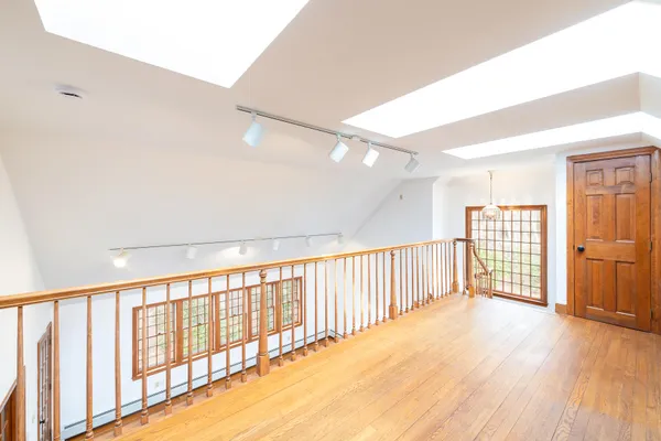 $1,750,000 | 72 Loop Road, Falmouth, MA 02540