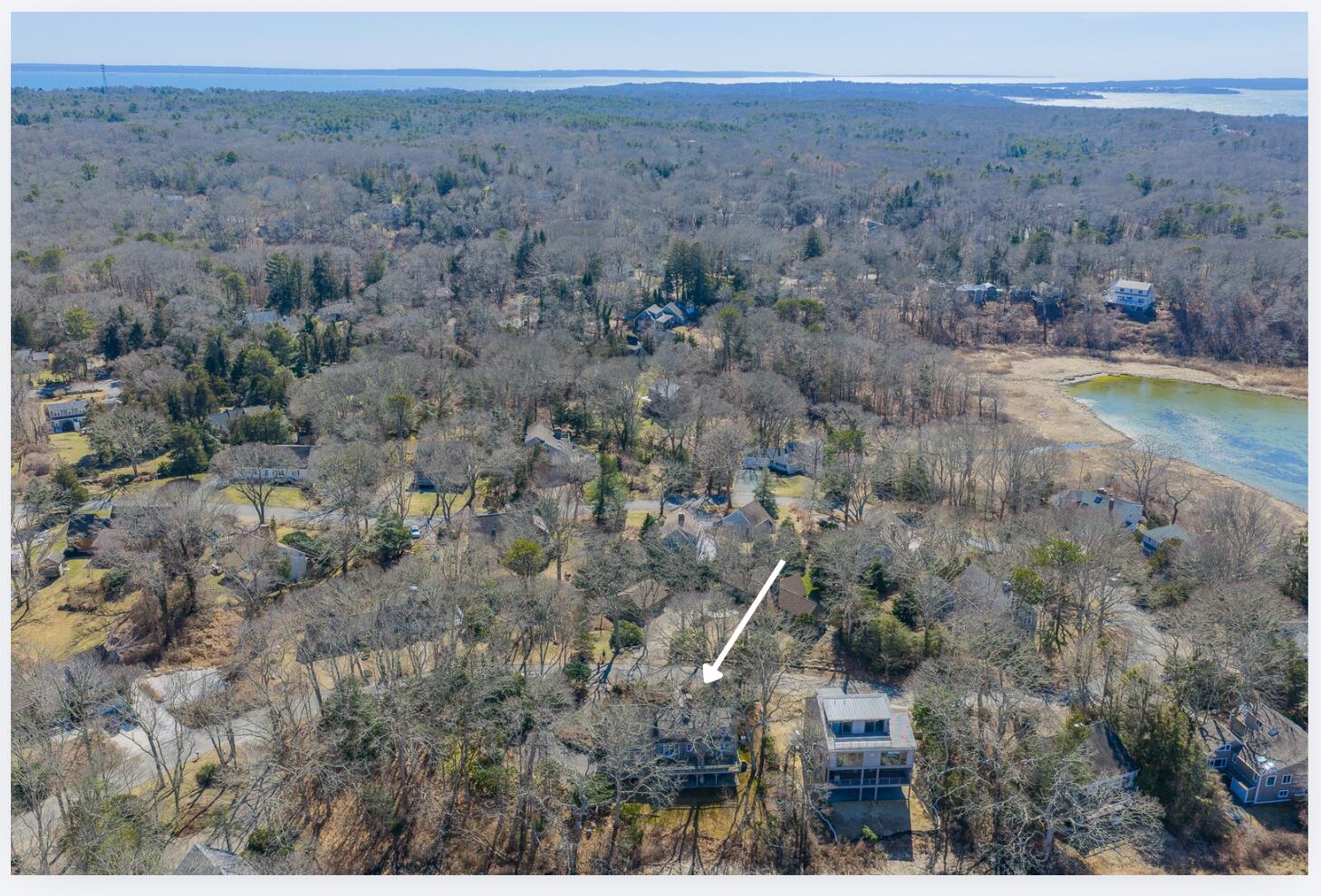 72 Loop Road Falmouth, MA 02540 - Photo 38 of 55 PNG image