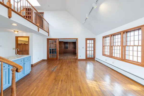 $1,750,000 | 72 Loop Road, Falmouth, MA 02540