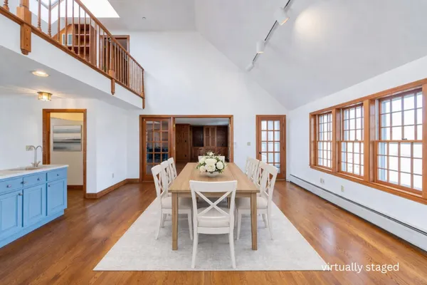 $1,750,000 | 72 Loop Road, Falmouth, MA 02540