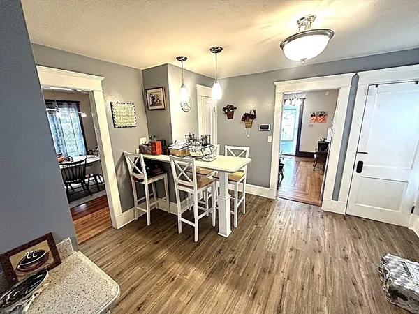 $339,900 | 20 Mt Carmel Avenue, Chicopee, MA 01013