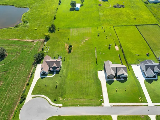 a view of an outdoor space and a yard