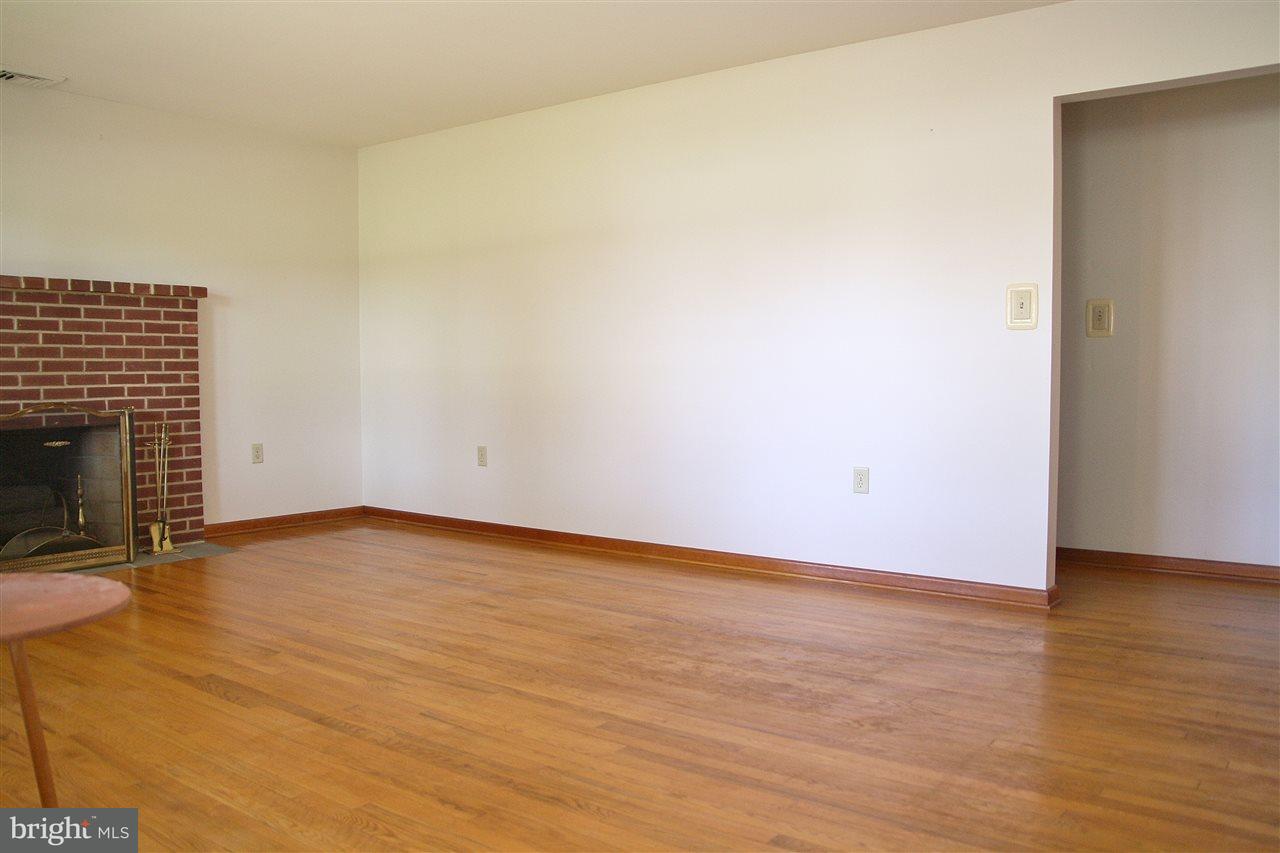 230 Salt Road Enola, PA 17025 - Photo 6 of 25 Gallery Image 6