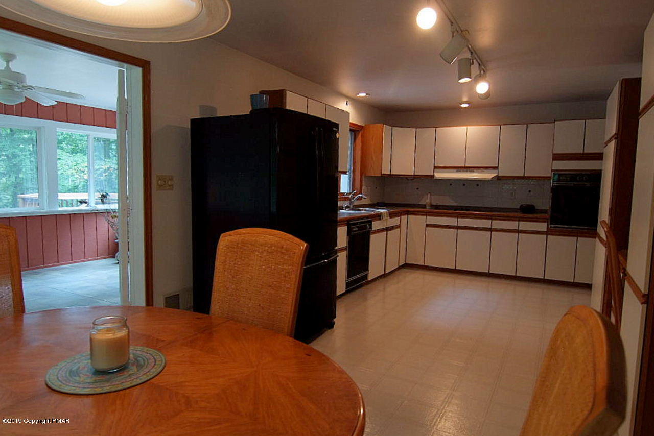 422 Neyhart Road Stroudsburg, PA 18360 - Photo 16 of 81 15