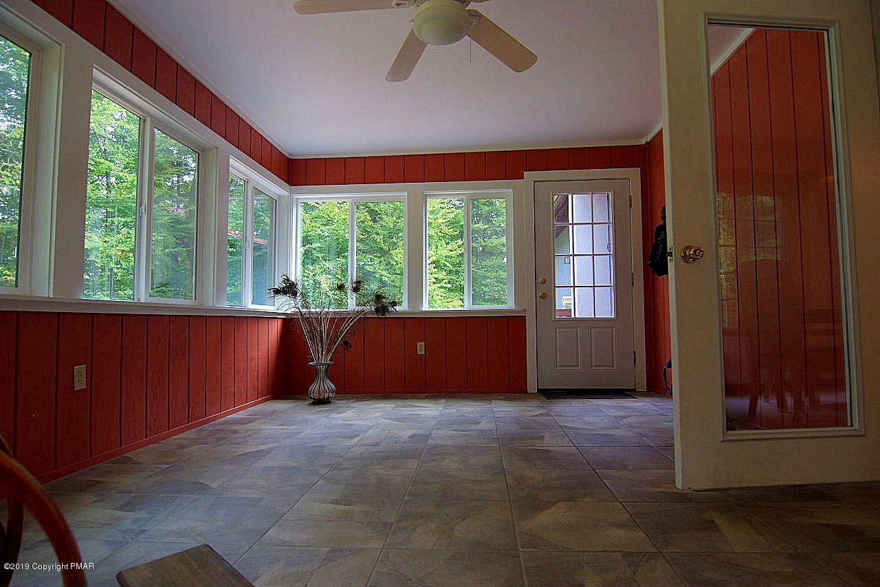 422 Neyhart Road Stroudsburg, PA 18360 - Photo 30 of 81 29