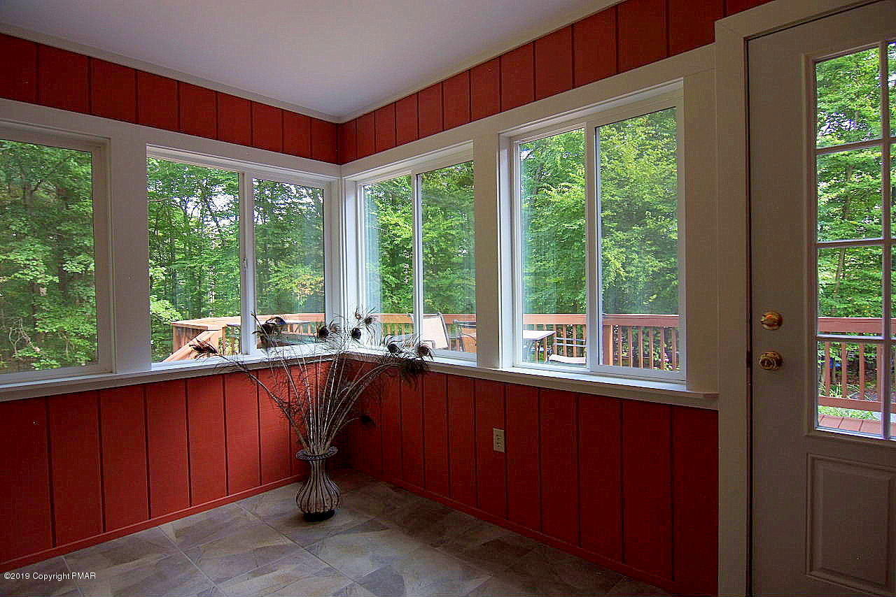 422 Neyhart Road Stroudsburg, PA 18360 - Photo 33 of 81 32