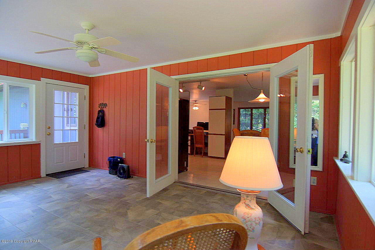 422 Neyhart Road Stroudsburg, PA 18360 - Photo 35 of 81 34