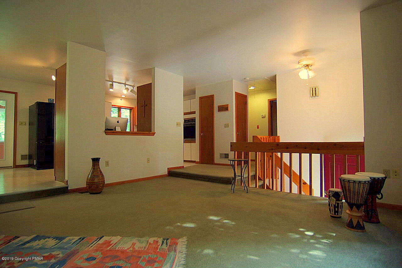 422 Neyhart Road Stroudsburg, PA 18360 - Photo 50 of 81 49