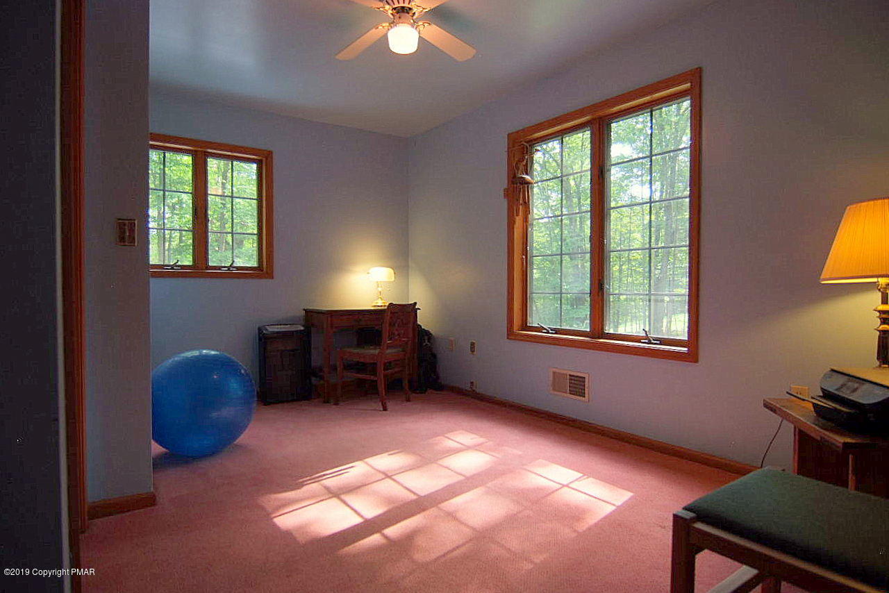 422 Neyhart Road Stroudsburg, PA 18360 - Photo 56 of 81 55
