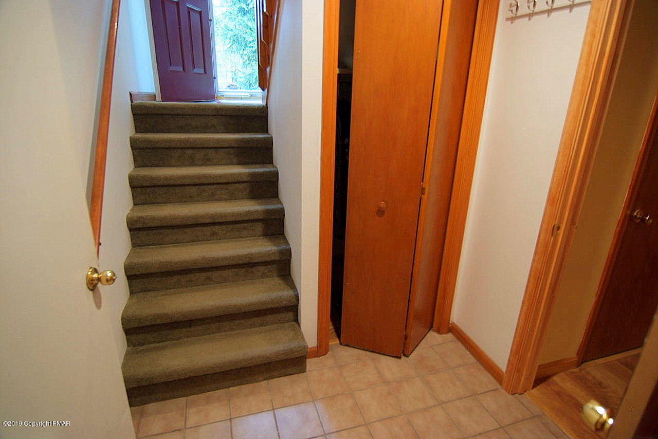 422 Neyhart Road Stroudsburg, PA 18360 - Photo 61 of 81 60