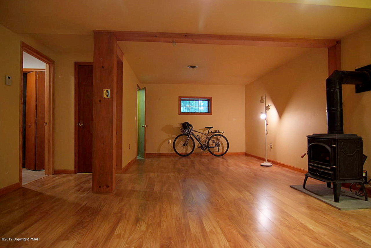 422 Neyhart Road Stroudsburg, PA 18360 - Photo 63 of 81 62
