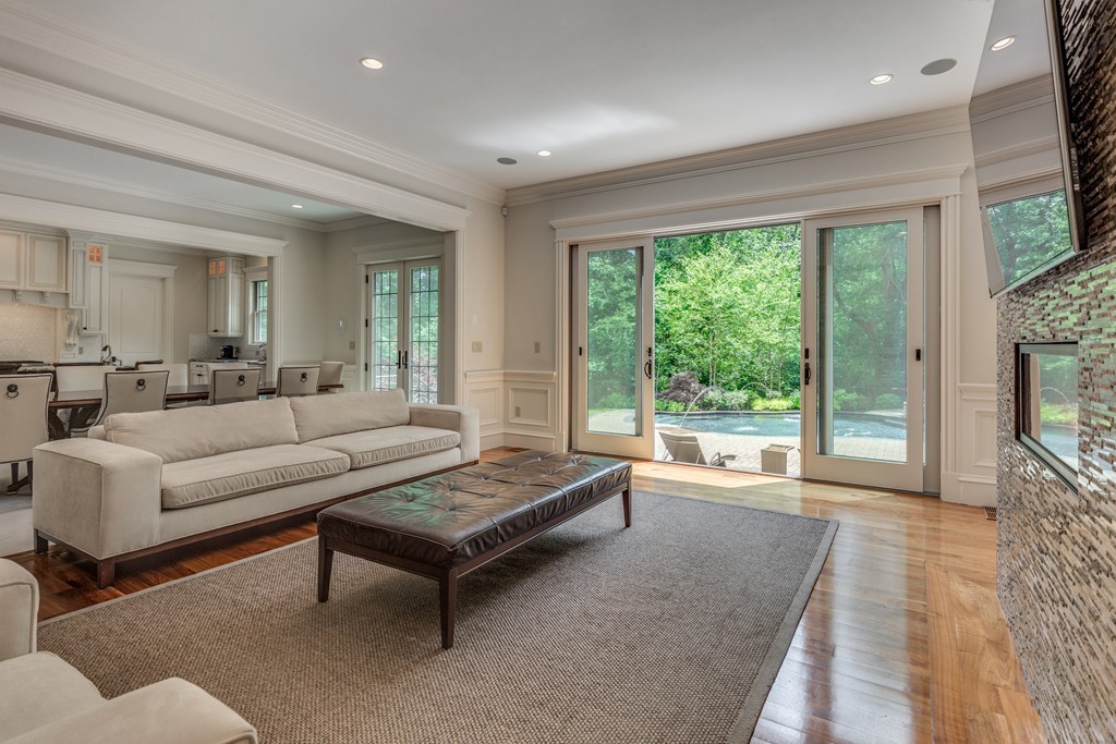 89 Farm Lane Westwood, MA 02090 - Photo 9 of 28