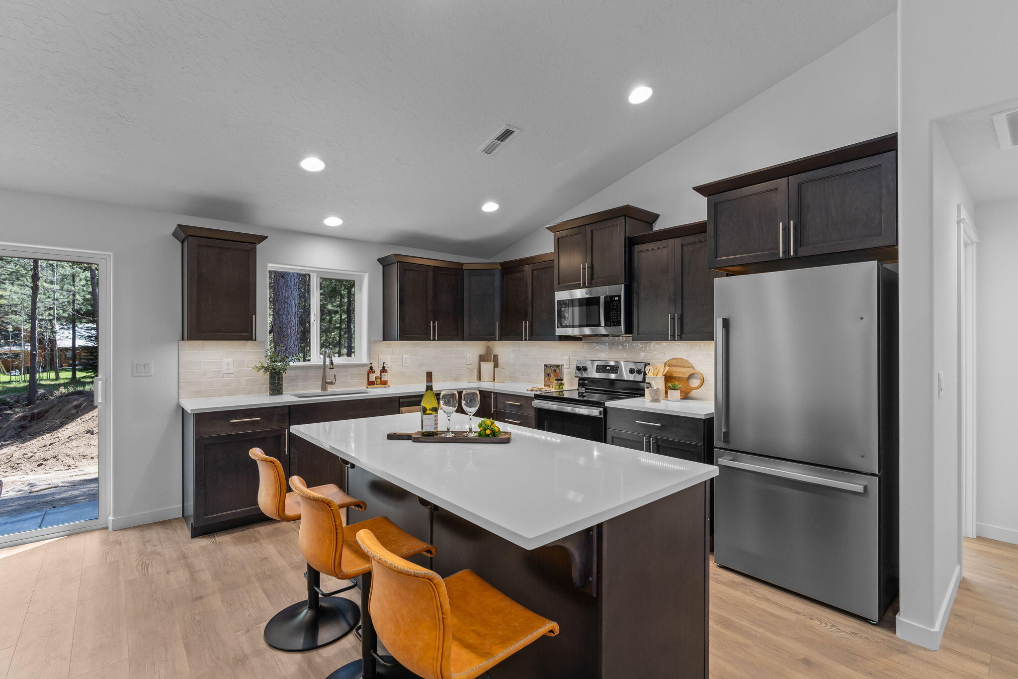 17275 Jacinto Road Bend, OR 97707 - Photo 13 of 46 Keizer - Kitchen 1