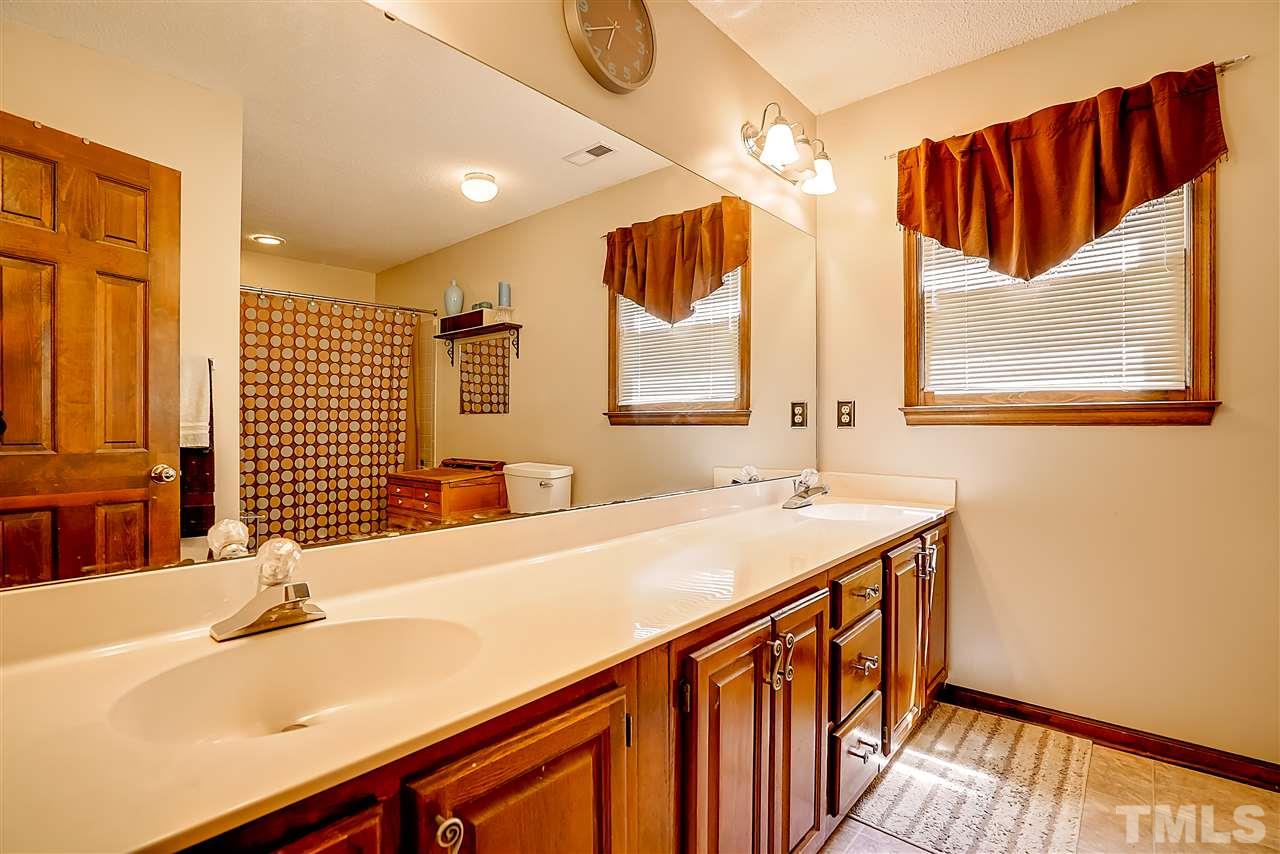 11937 North Exeter Way Raleigh, NC 27613 - Photo 14 of 21