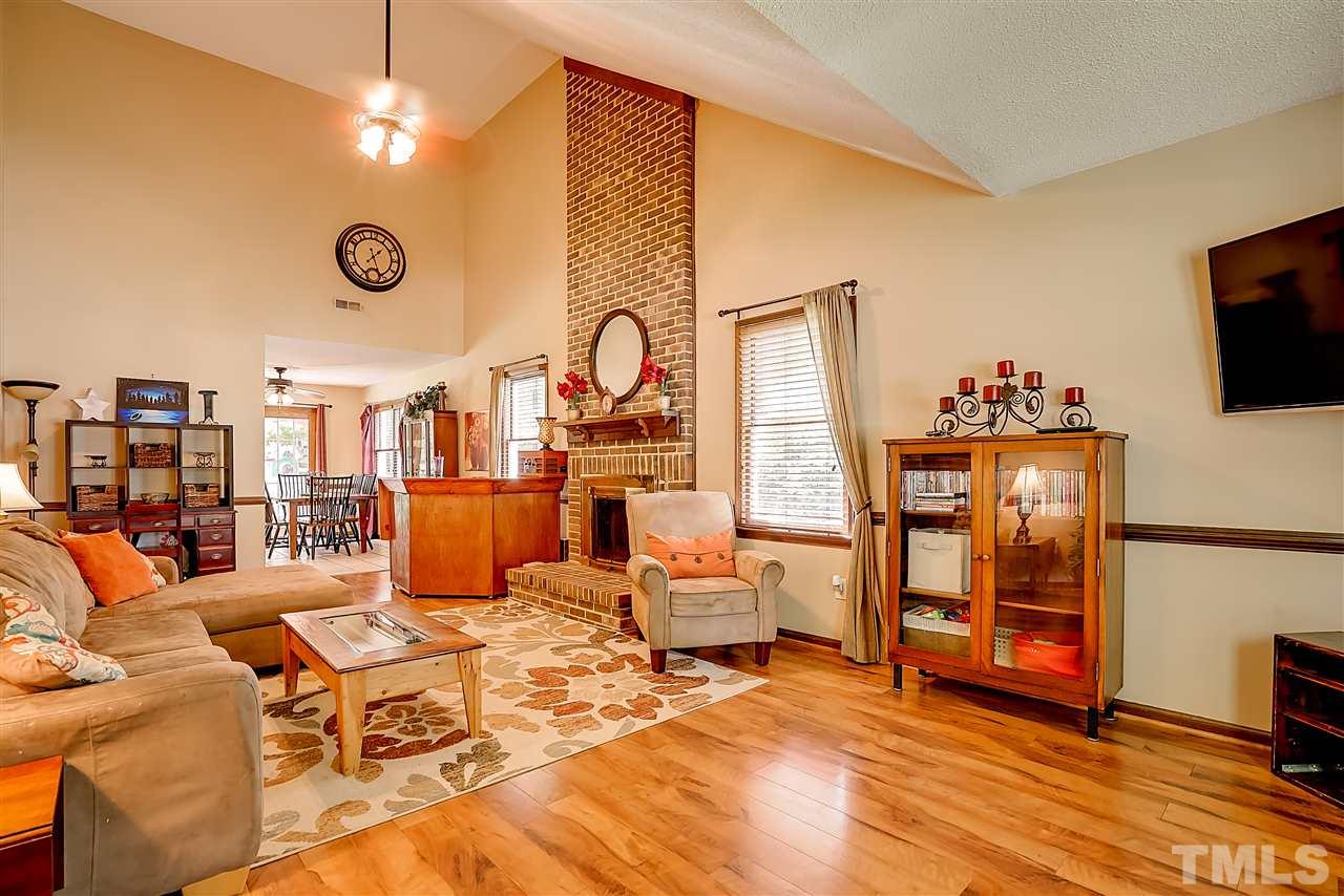 11937 North Exeter Way Raleigh, NC 27613 - Photo 4 of 21