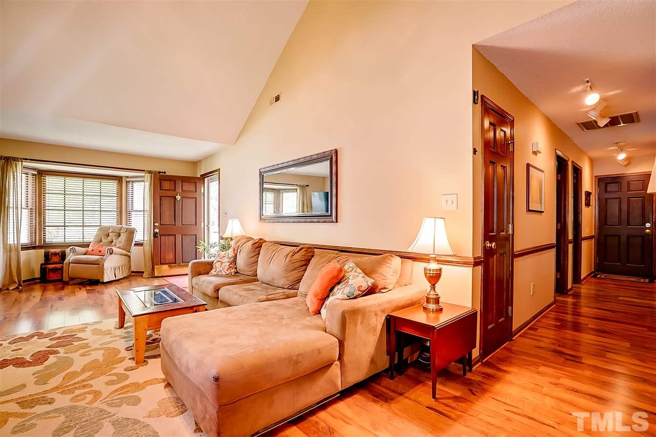 11937 North Exeter Way Raleigh, NC 27613 - Photo 5 of 21