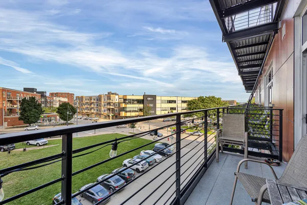 $3,650 | 106 West Seeboth Street, Unit 407, Milwaukee, WI 53204