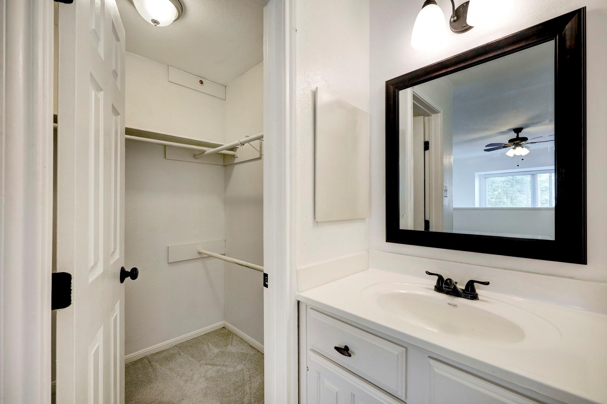 16120 Stuebner Airline Road, Unit 611 Spring, TX 77379 - Photo 10 of 11 Closet and Sink , 2nd floor