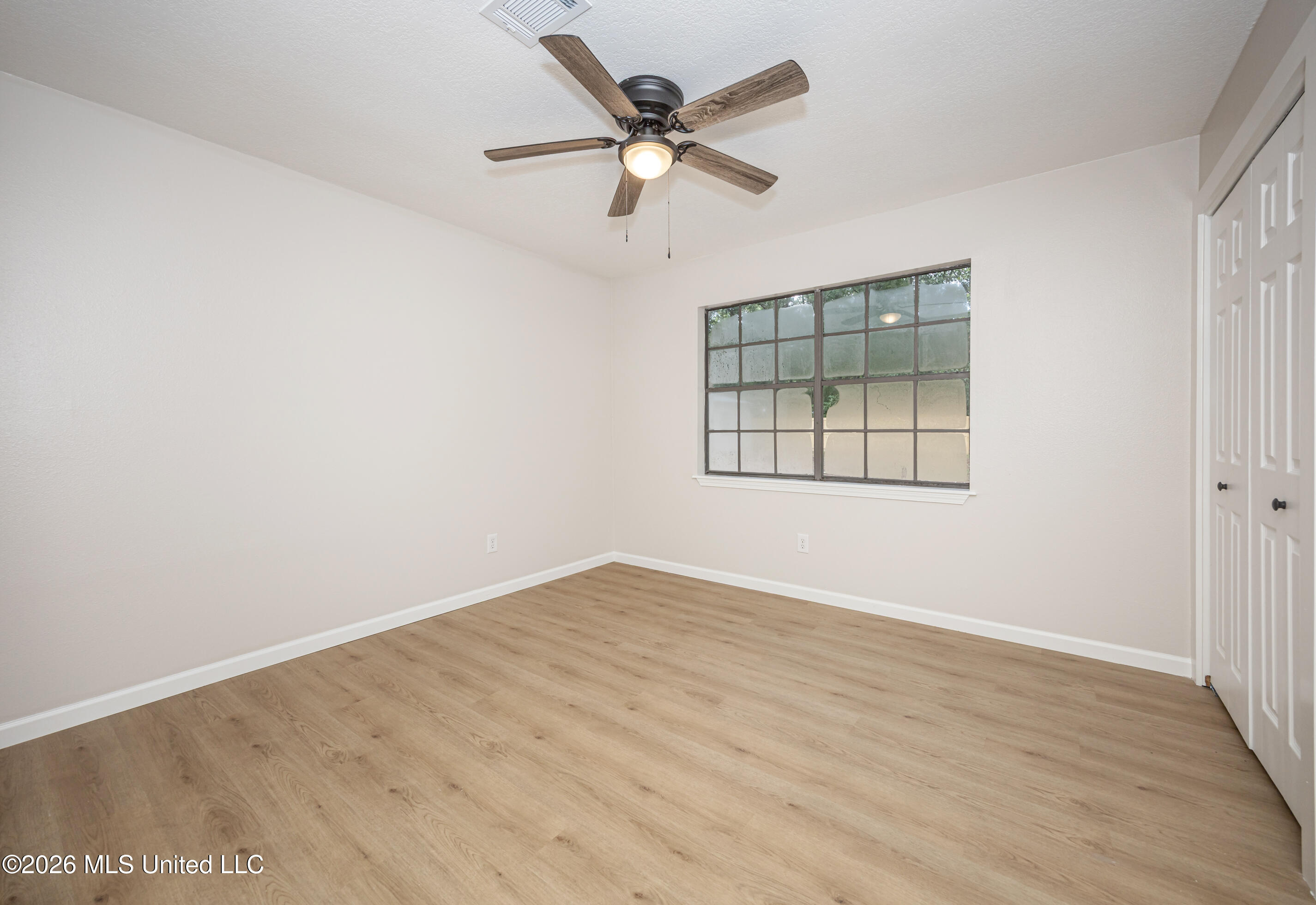 106 Booth Circle Ocean Springs, MS 39564 - Photo 28 of 42 IMG_0555