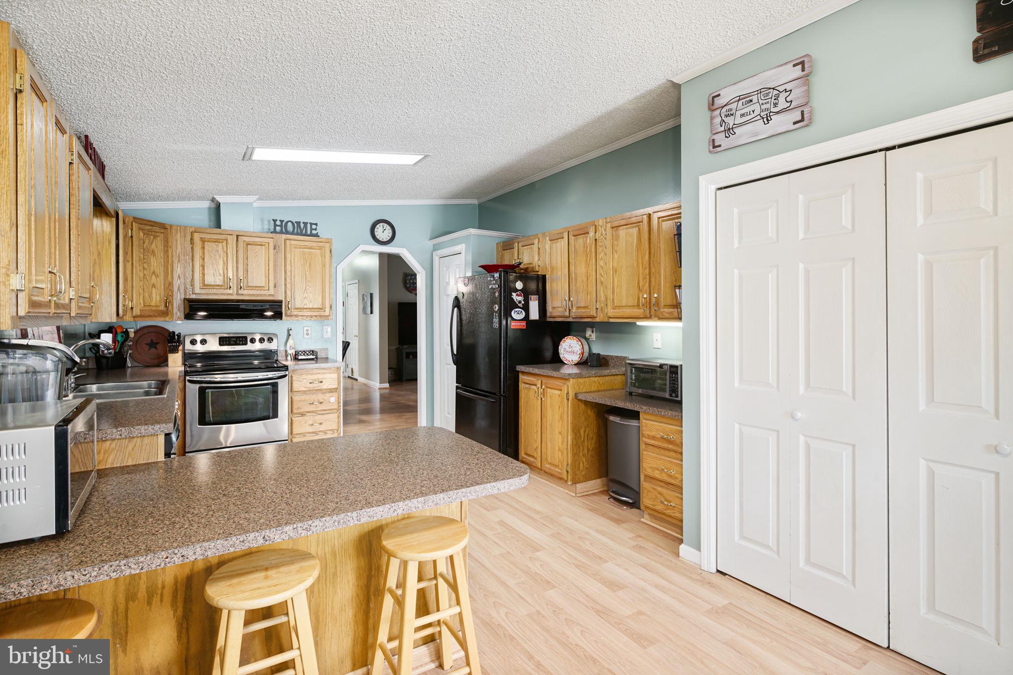1009 Crystle Road Aston, PA 19014 - Photo 16 of 37