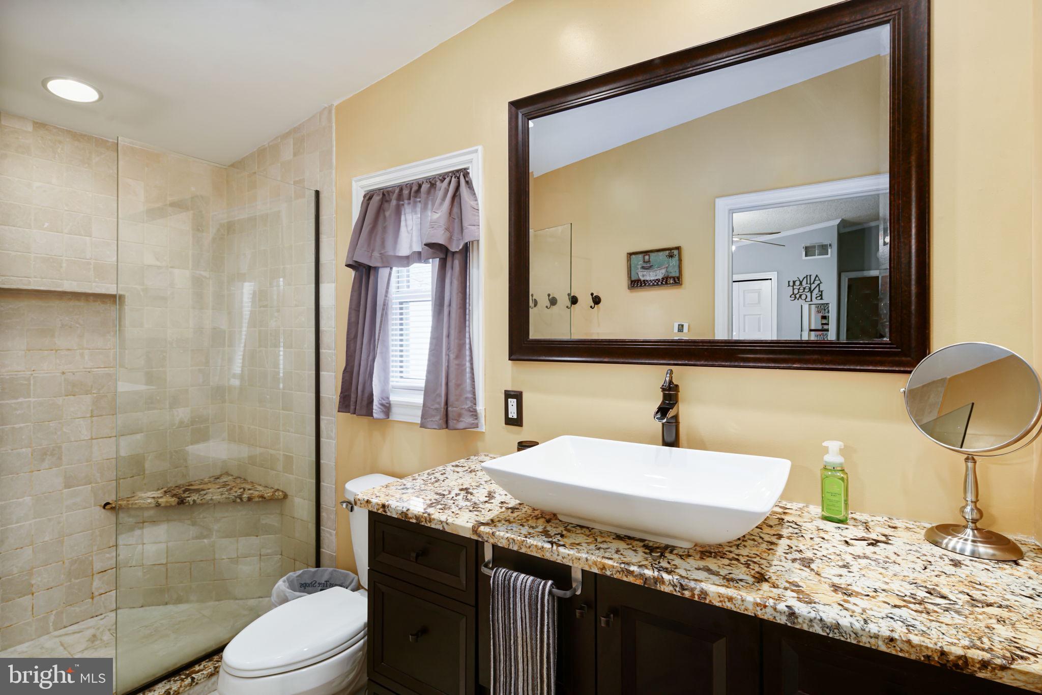 1009 Crystle Road Aston, PA 19014 - Photo 26 of 37