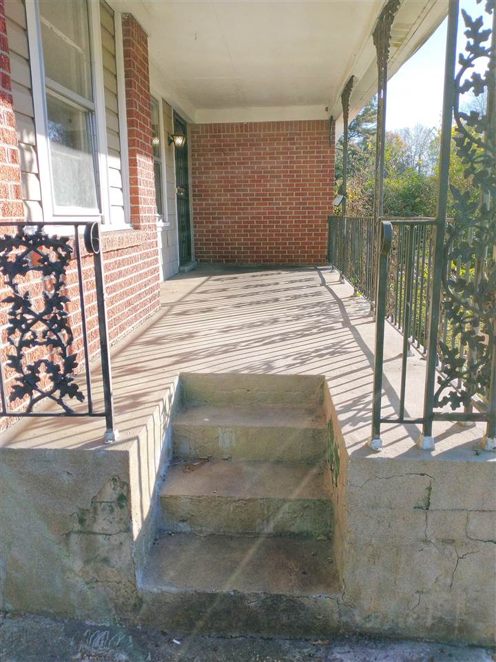 1234 Pallwood Road Memphis, TN 38122 - Photo 4 of 23 Gallery Image 4