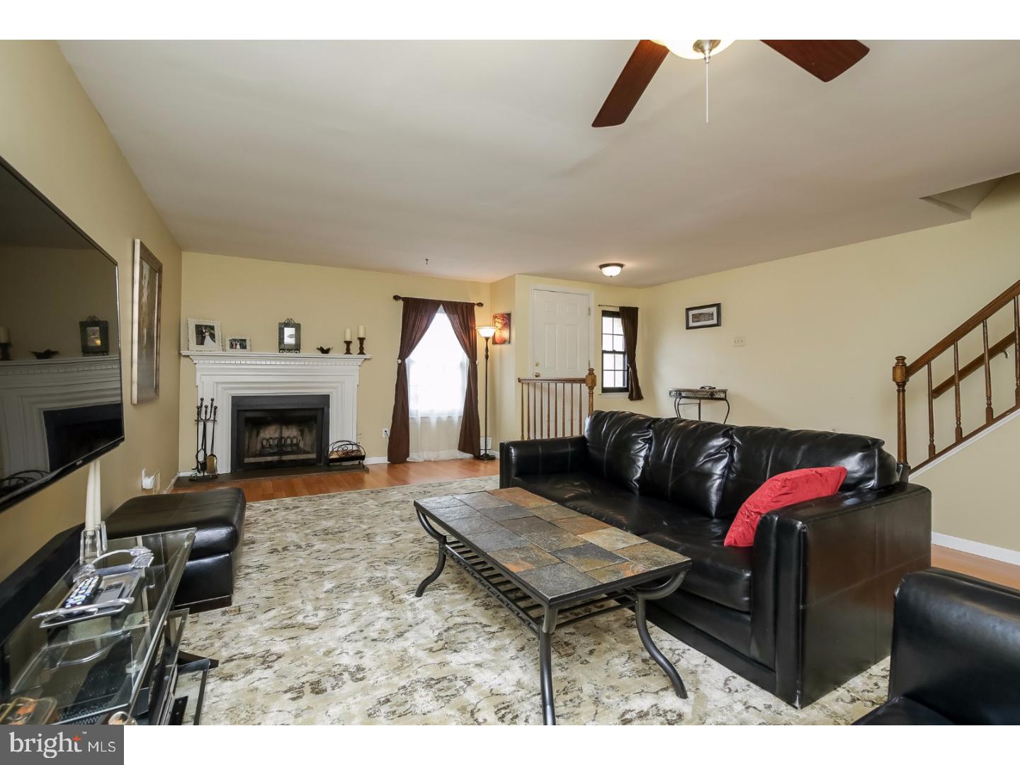281 McIntosh Road West Chester, PA 19382 - Photo 3 of 25 Living Room