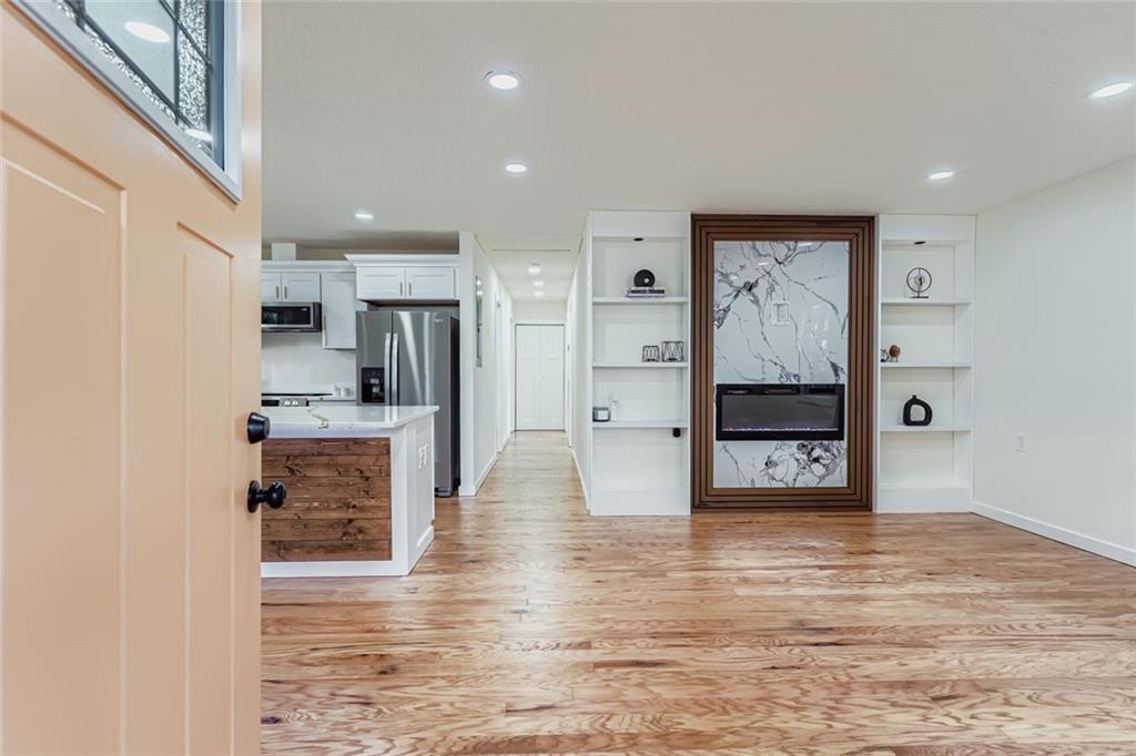 194 Dearborn Street Southeast Atlanta, GA 30317 - Photo 5 of 25 a view of kitchen with furniture and refrigerator