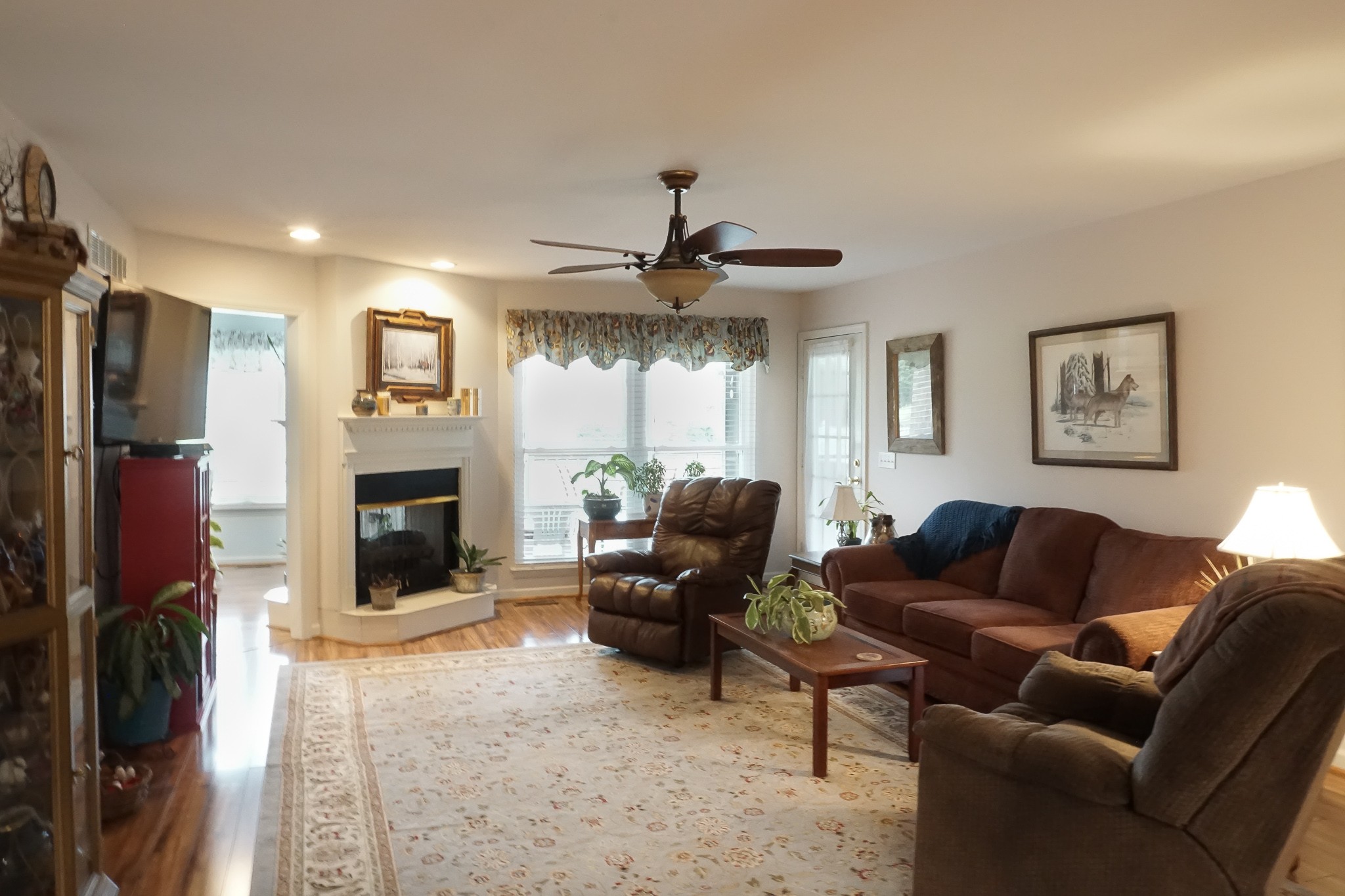 555 Maple Springs Road Manchester, TN 37355 - Photo 4 of 25 Gallery Image 4