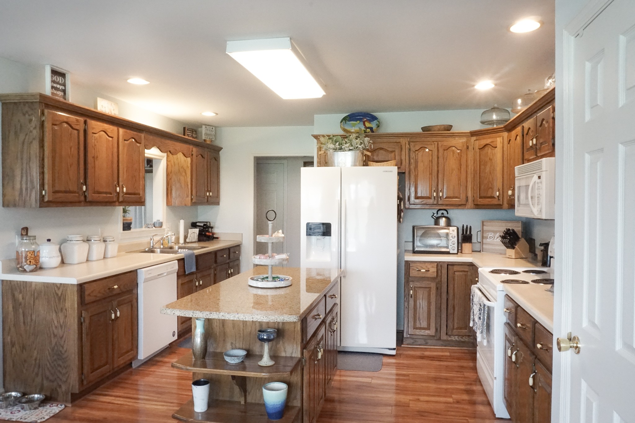 555 Maple Springs Road Manchester, TN 37355 - Photo 9 of 25 Gallery Image 9