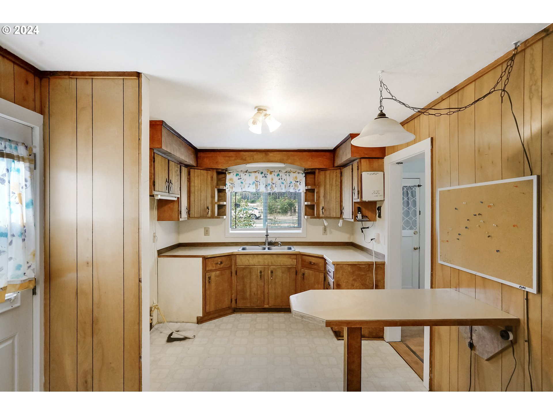 32375 North Fork Road Southeast Lyons, OR 97358 - Photo 3 of 46 Gallery Image 3