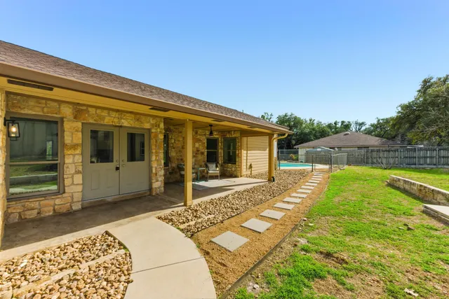 $450,000 | 13000 Arroyo Doble Drive, Manchaca, TX 78652