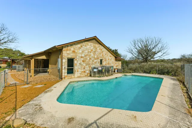 $450,000 | 13000 Arroyo Doble Drive, Manchaca, TX 78652