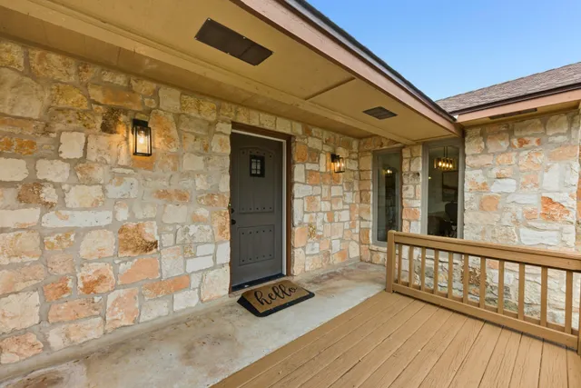 $450,000 | 13000 Arroyo Doble Drive, Manchaca, TX 78652