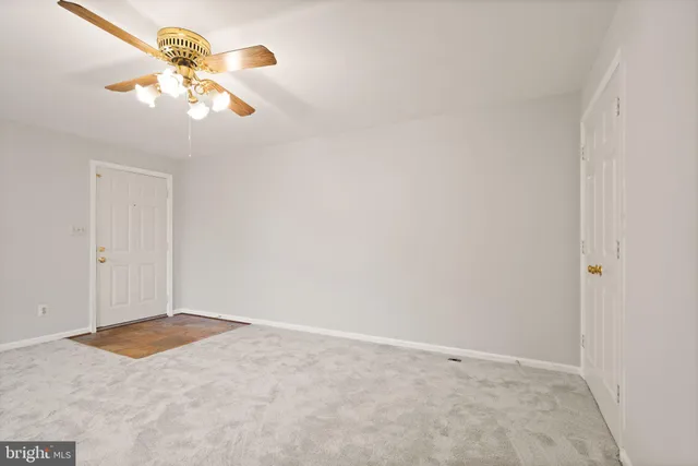 $2,200 | 318 Evergreen Mills Road, Leesburg, VA 20175