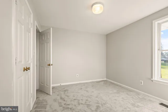 $2,200 | 318 Evergreen Mills Road, Leesburg, VA 20175