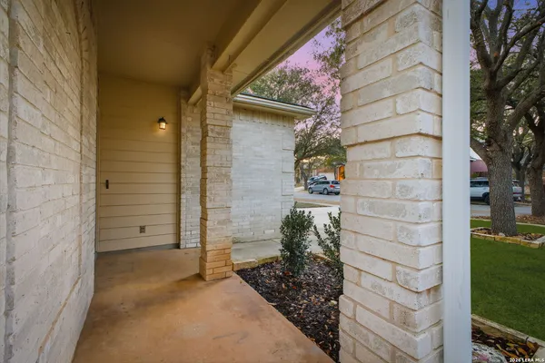 $1,945 | 8634 Tioga Pass, Helotes, TX 78023