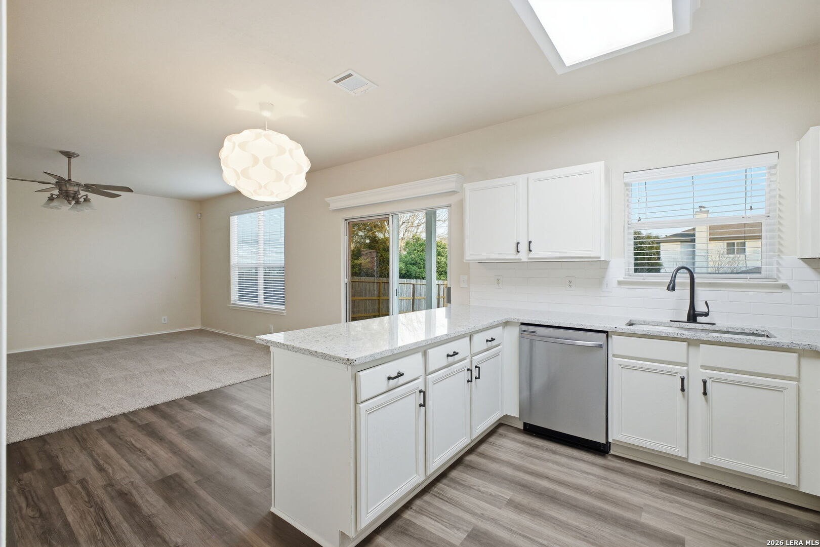 8634 Tioga Pass Helotes, TX 78023 - Photo 7 of 27