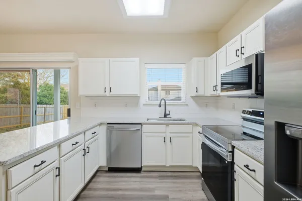 $1,945 | 8634 Tioga Pass, Helotes, TX 78023