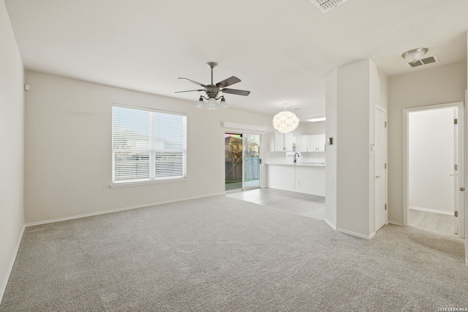 8634 Tioga Pass Helotes, TX 78023 - Photo 10 of 27