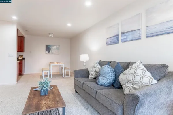 $2,750 | 1315 A Street, Hayward, CA 94541