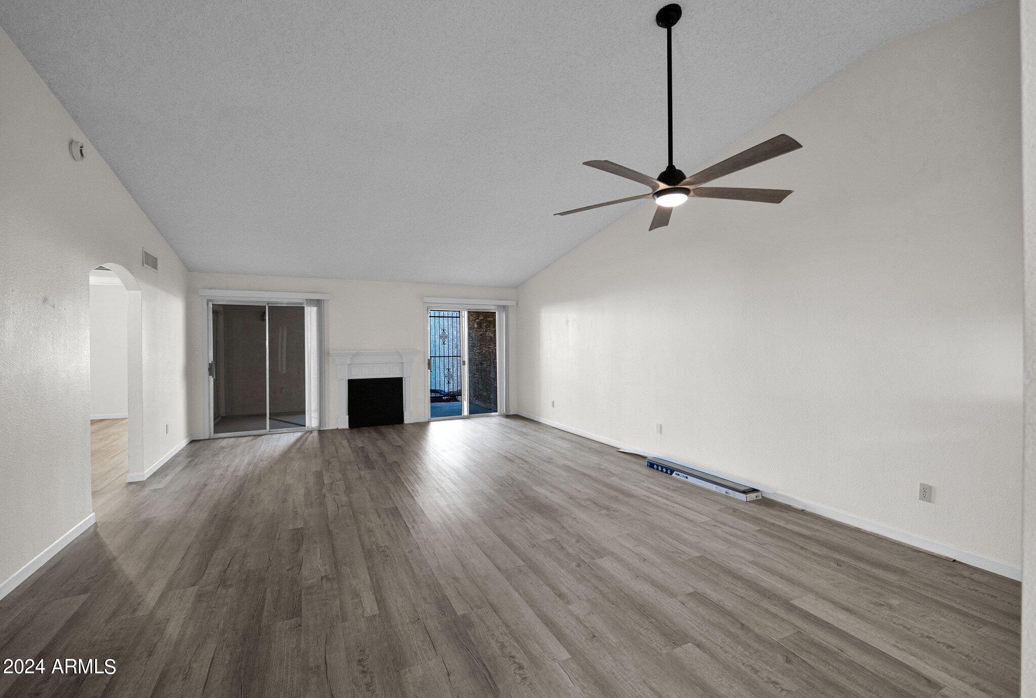 10-web-or-mls-P1029480