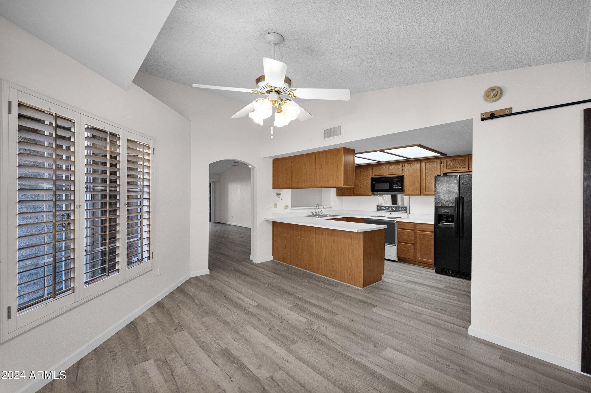 2059 East Brown Road, Unit 22 Mesa, AZ 85213 - Photo 8 of 29 16-web-or-mls-P1029489