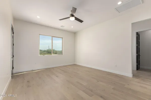 $4,300 | 313 East Mano Drive, New River, AZ 85087