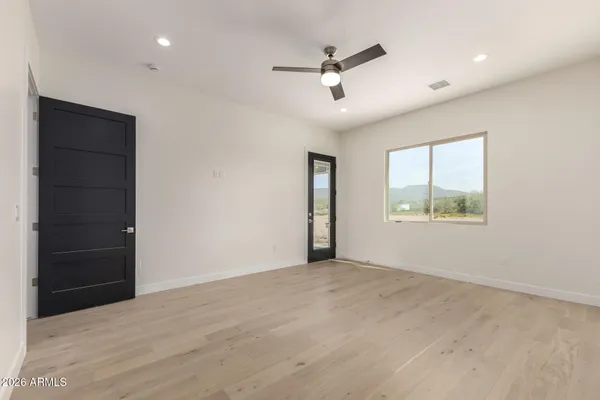 $4,300 | 313 East Mano Drive, New River, AZ 85087