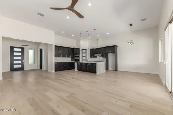 $4,300 | 313 East Mano Drive, New River, AZ 85087